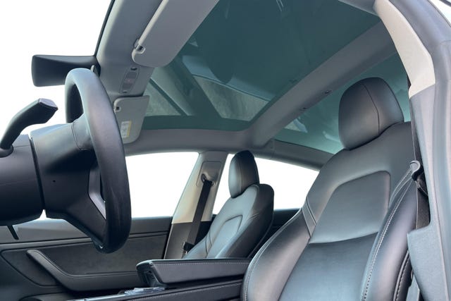2021 TESLA MODEL 3 - 11