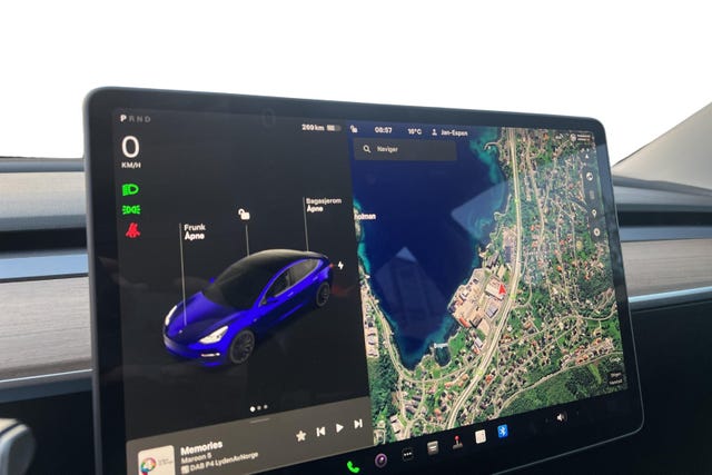2021 TESLA MODEL 3 - 24