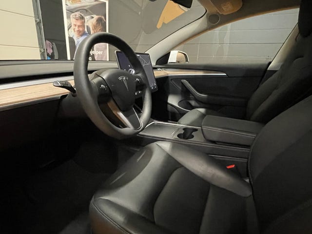 2021 TESLA MODEL 3 - 9