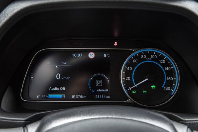 2021 NISSAN LEAF - 17