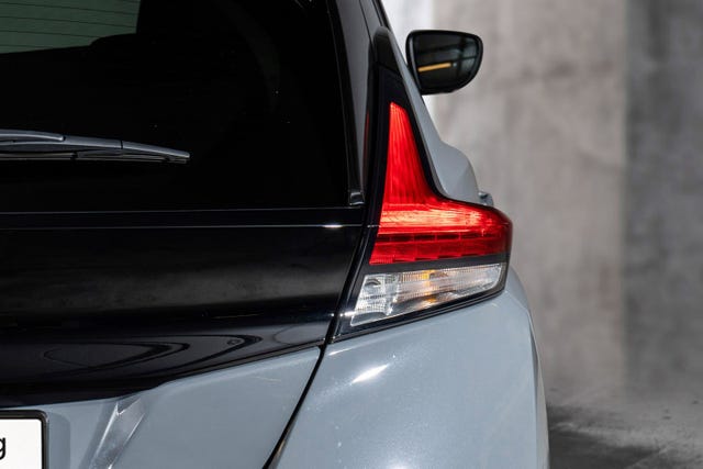 2022 NISSAN LEAF - 7