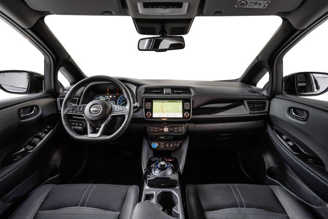 2022 NISSAN LEAF - 15