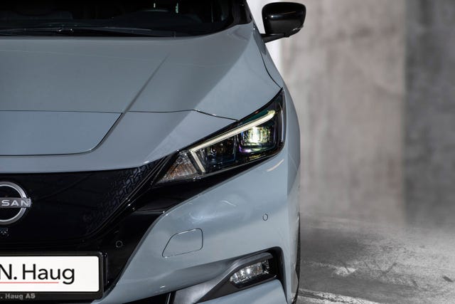 SJNFAAZE1U0176437 2022 NISSAN LEAF-1