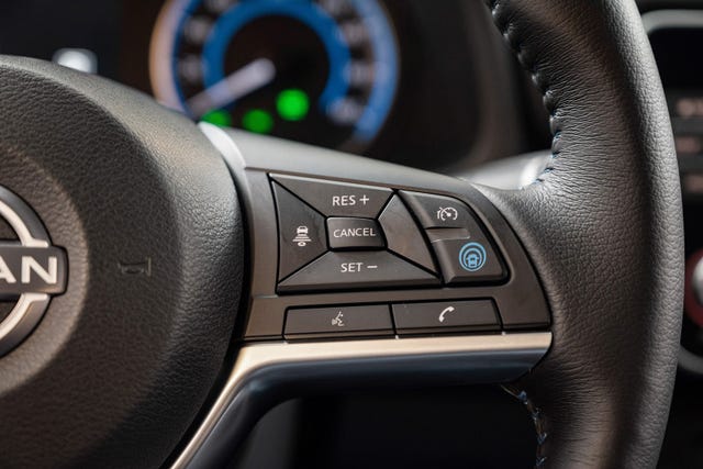 2022 NISSAN LEAF - 15