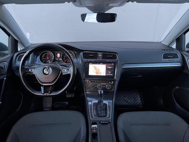 2018 VOLKSWAGEN GOLF - 14