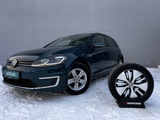 WVWZZZAUZJW910240 2018 VOLKSWAGEN GOLF-1