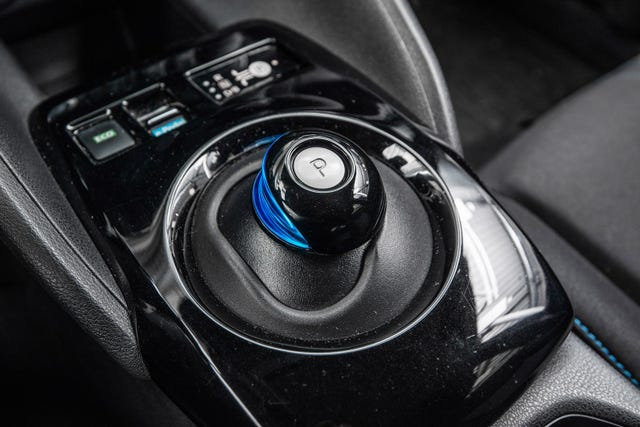 2021 NISSAN LEAF - 16