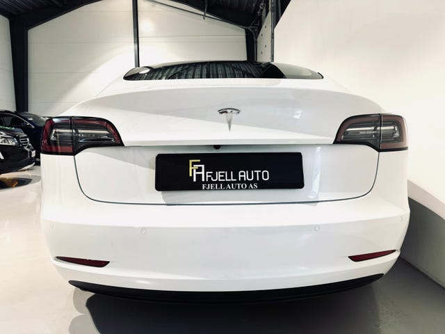 2021 TESLA MODEL 3 - 9