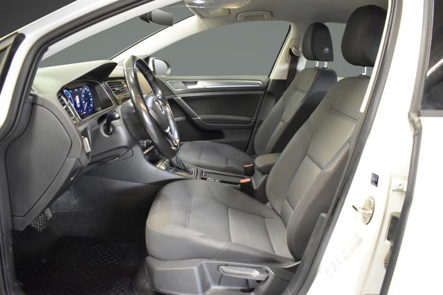 2018 VOLKSWAGEN GOLF - 10