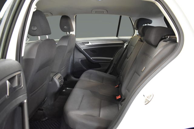 2018 VOLKSWAGEN GOLF - 9