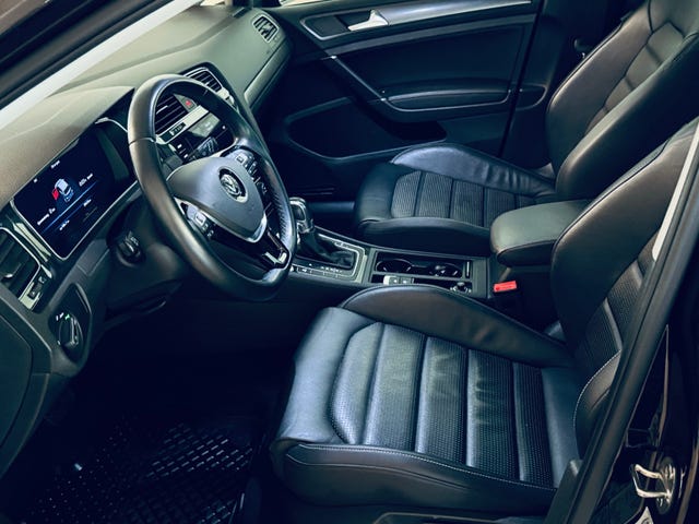 2018 VOLKSWAGEN GOLF - 9