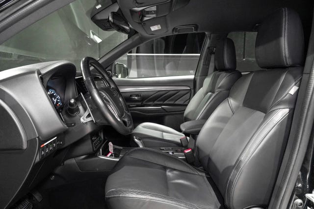 2020 MITSUBISHI OUTLANDER - 24