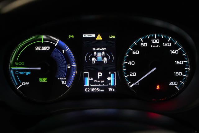 2020 MITSUBISHI OUTLANDER - 45