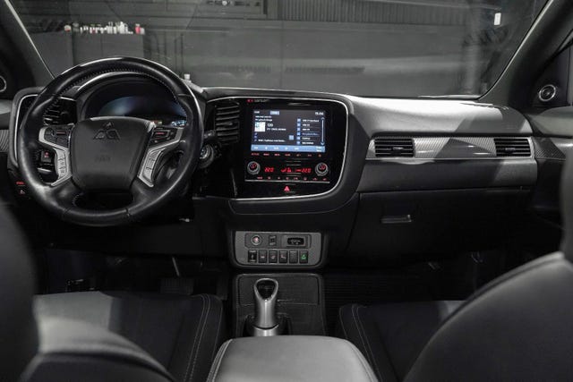 2020 MITSUBISHI OUTLANDER - 34