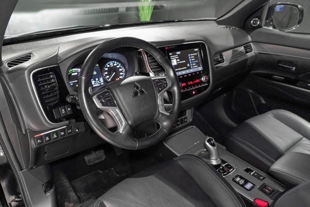 2020 MITSUBISHI OUTLANDER - 29