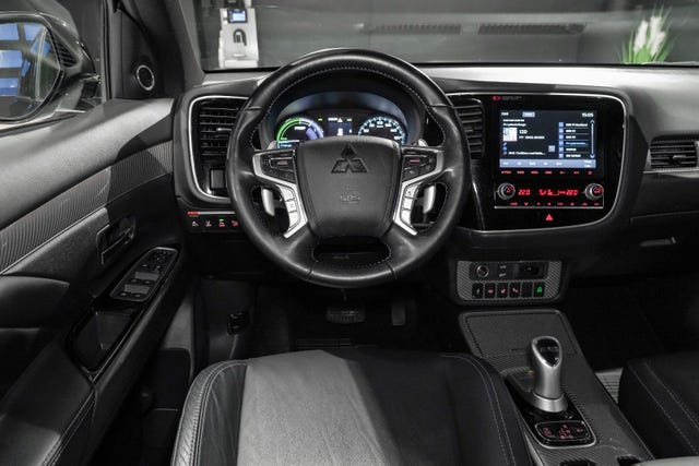 2020 MITSUBISHI OUTLANDER - 31