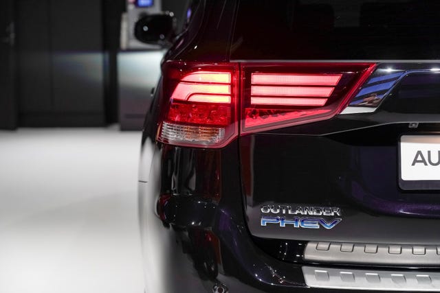 2020 MITSUBISHI OUTLANDER - 9