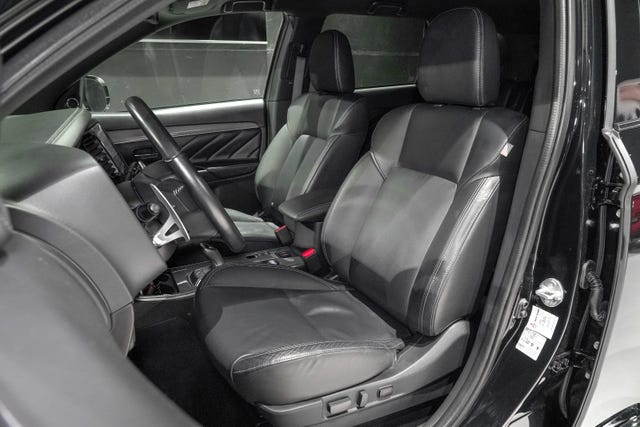 2020 MITSUBISHI OUTLANDER - 25