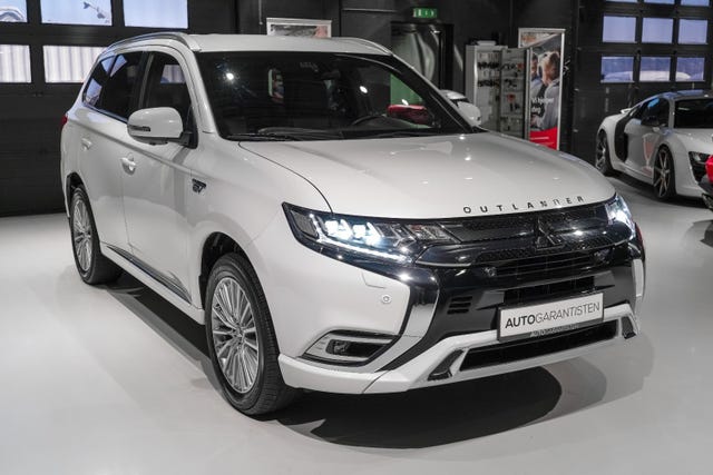 2020 MITSUBISHI OUTLANDER - 15