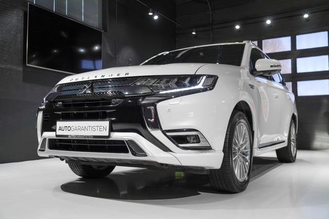 2020 MITSUBISHI OUTLANDER - 19