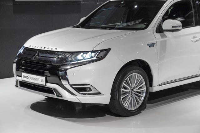 JMBXDGG3WLZ018941 2020 MITSUBISHI OUTLANDER-1