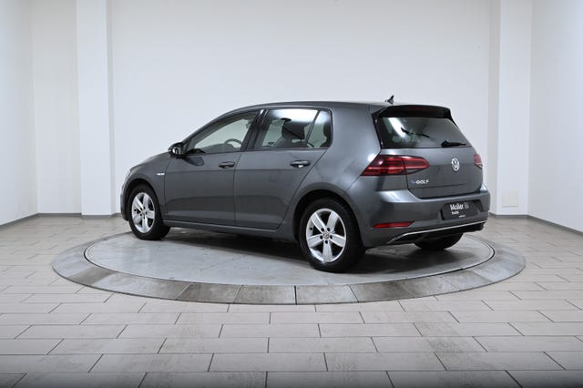 WVWZZZAUZJ8906835 2018 VOLKSWAGEN GOLF-4