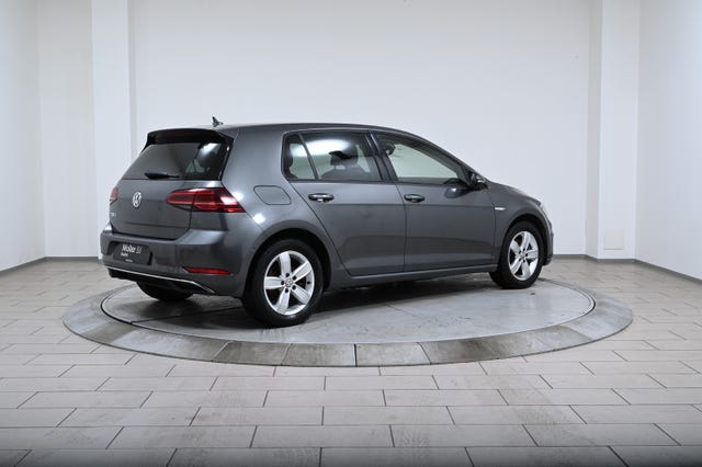 WVWZZZAUZJ8906835 2018 VOLKSWAGEN GOLF-2