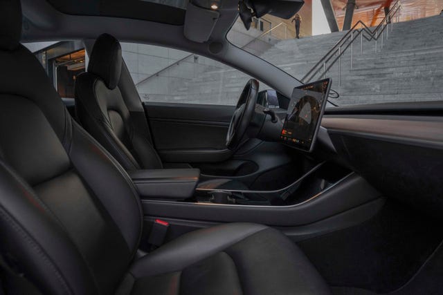 2019 TESLA MODEL 3 - 17