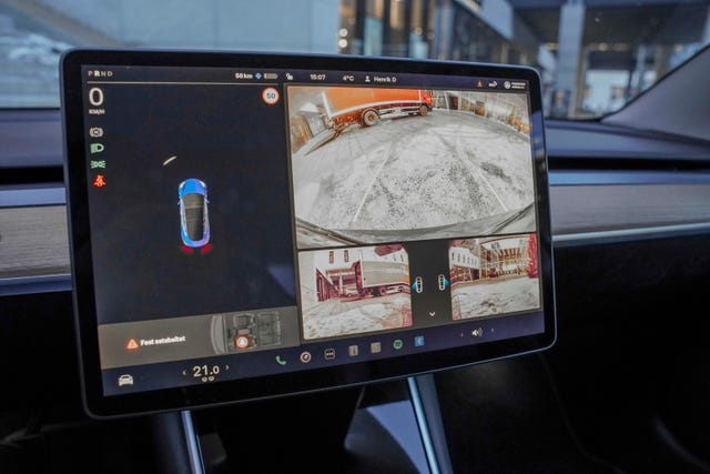 2019 TESLA MODEL 3 - 13
