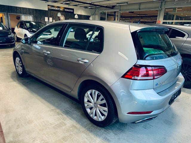 WVWZZZAUZKW918560 2019 VOLKSWAGEN GOLF-2
