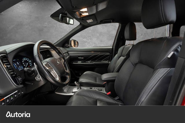 2020 MITSUBISHI OUTLANDER - 9