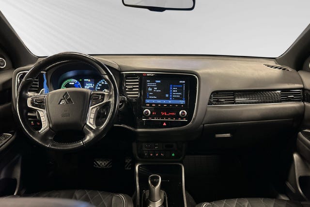 2020 MITSUBISHI OUTLANDER - 10