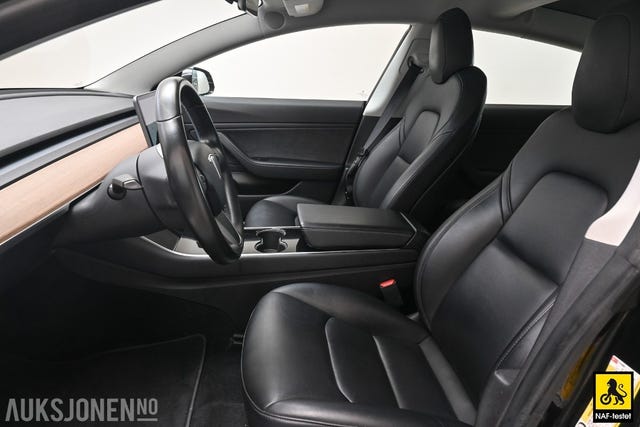 2019 TESLA MODEL 3 - 11