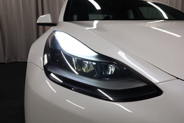 2021 TESLA MODEL 3 - 16