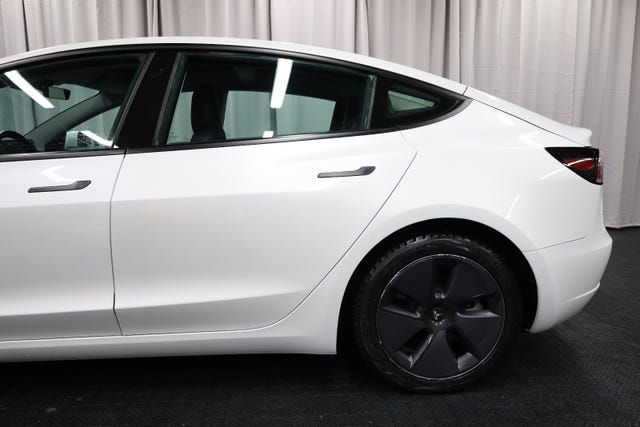 5YJ3E7EB5MF958818 2021 TESLA MODEL 3-5