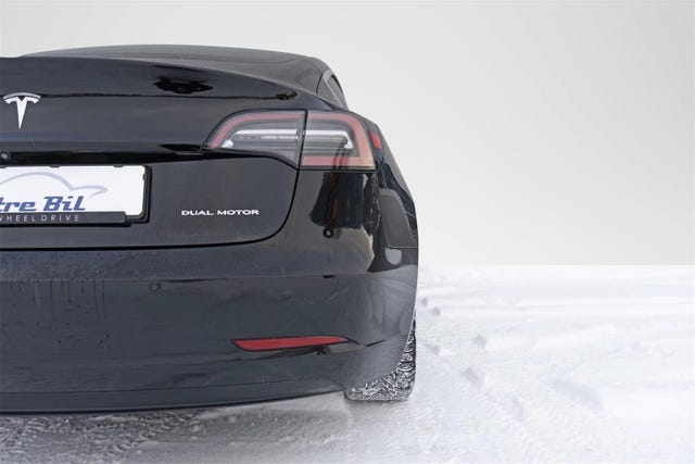 2019 TESLA MODEL 3 - 8
