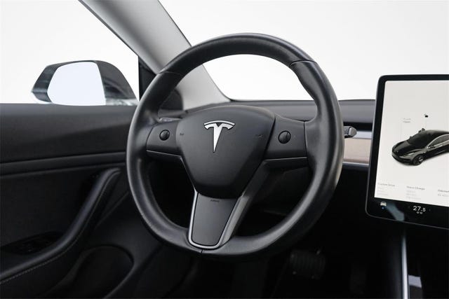 2019 TESLA MODEL 3 - 24