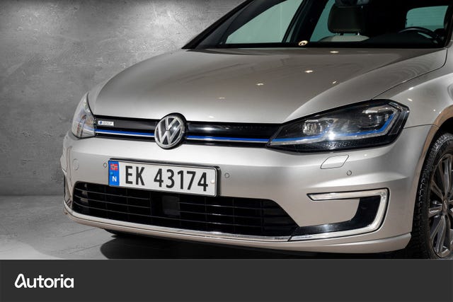 WVWZZZAUZJW900146 2018 VOLKSWAGEN GOLF-4