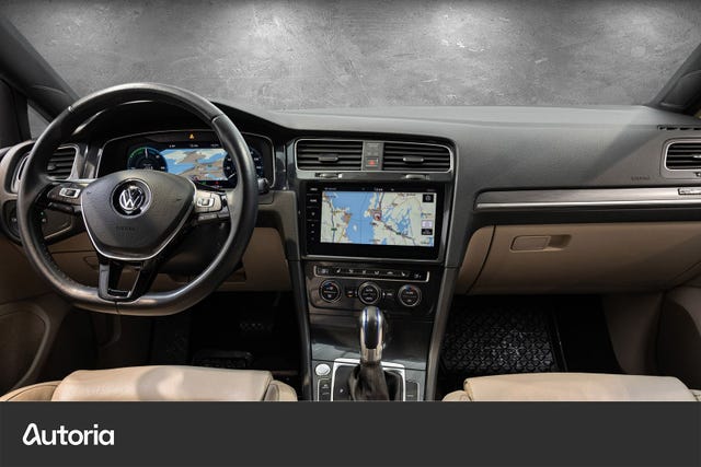 2018 VOLKSWAGEN GOLF - 10
