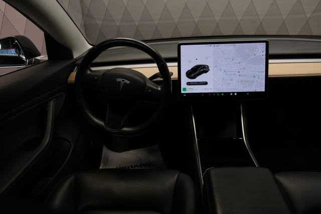 2019 TESLA MODEL 3 - 20