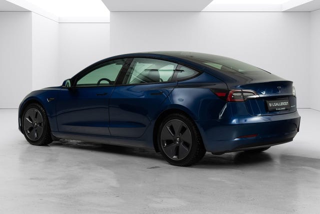 5YJ3E7EBXMF831028 2021 TESLA MODEL 3-4