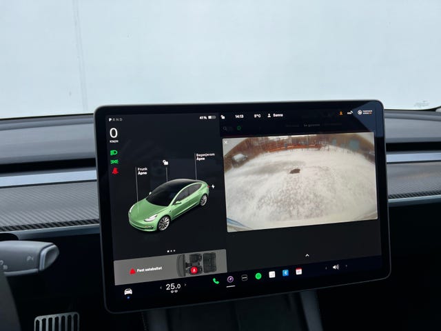2021 TESLA MODEL 3 - 21