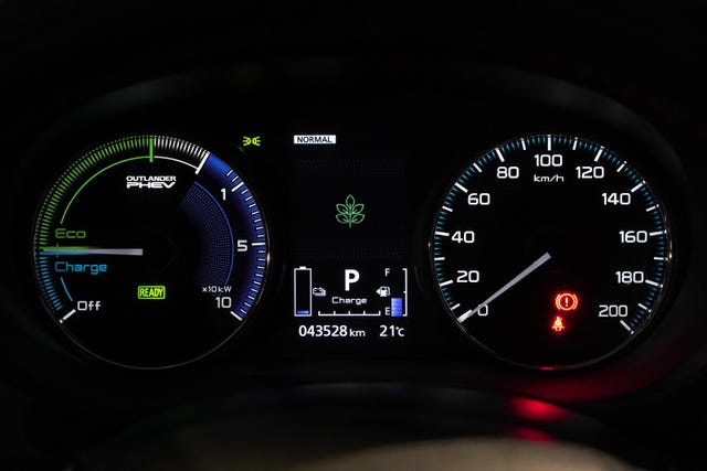 2020 MITSUBISHI OUTLANDER - 39