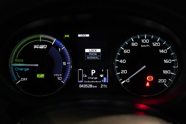 2020 MITSUBISHI OUTLANDER - 45
