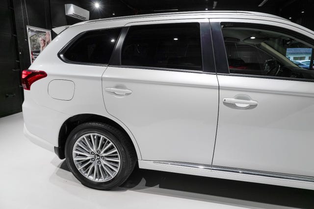 2020 MITSUBISHI OUTLANDER - 12