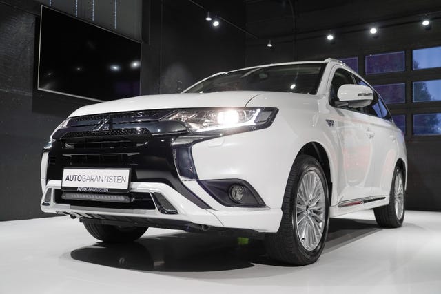 2020 MITSUBISHI OUTLANDER - 18