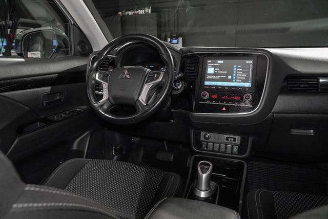 2020 MITSUBISHI OUTLANDER - 30