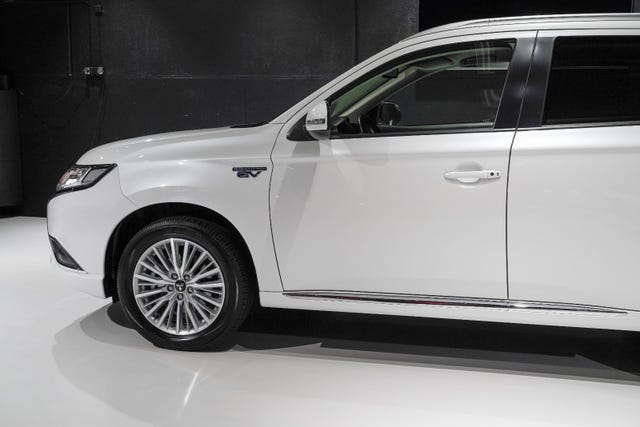 JMBXDGG3WLZ008435 2020 MITSUBISHI OUTLANDER-3