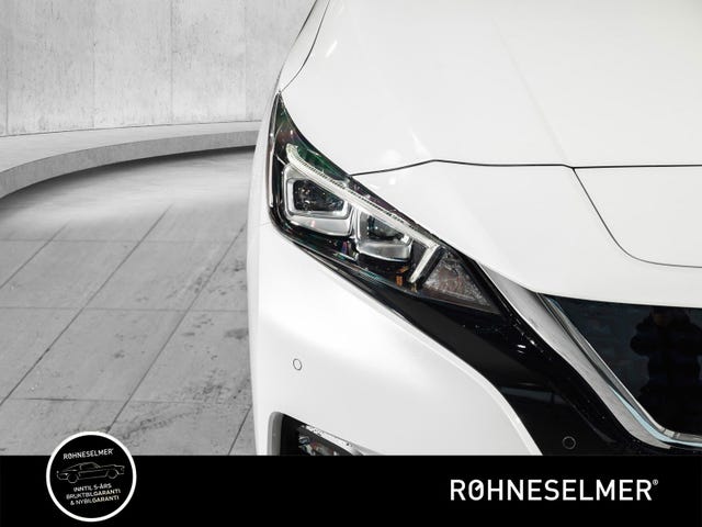 2022 NISSAN LEAF - 8