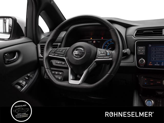 2022 NISSAN LEAF - 21